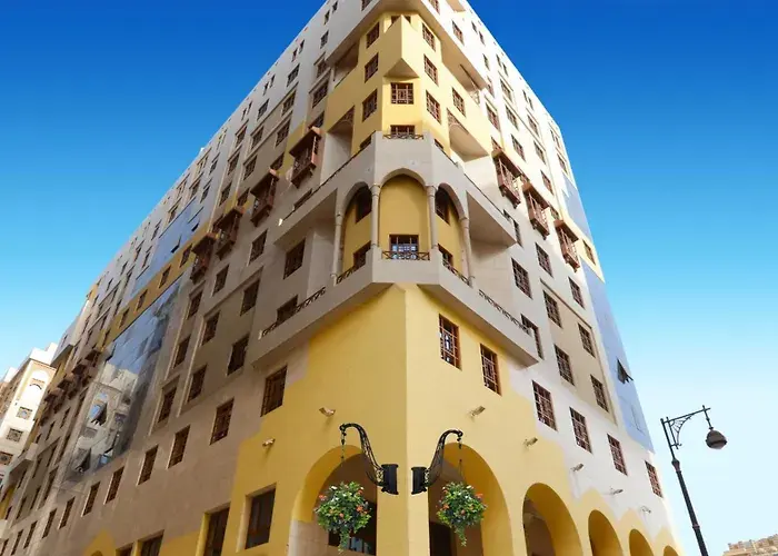 Almukhtar Aldahbe Otel