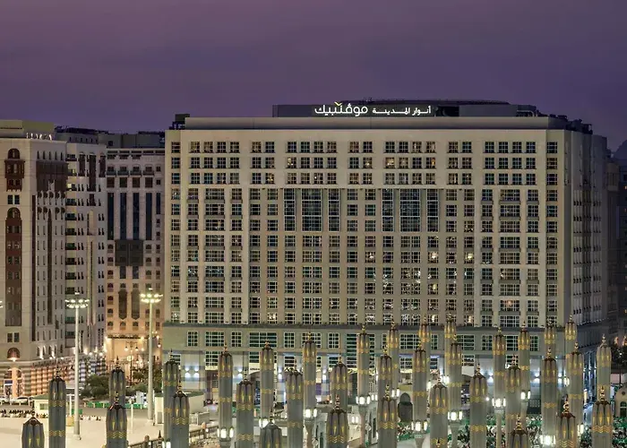 Anwar Al Madinah Moevenpick Otel