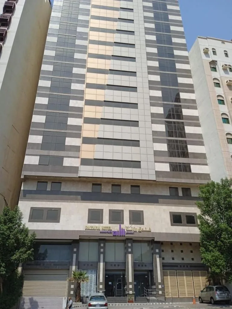 Razana Otel